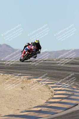 media/Dec-07-2025-CVMA (Sun) [[3e7d2de5dc]]/Race 6-The Shootout/